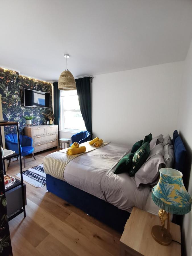 Flamingo Lodge Торки Екстериор снимка
