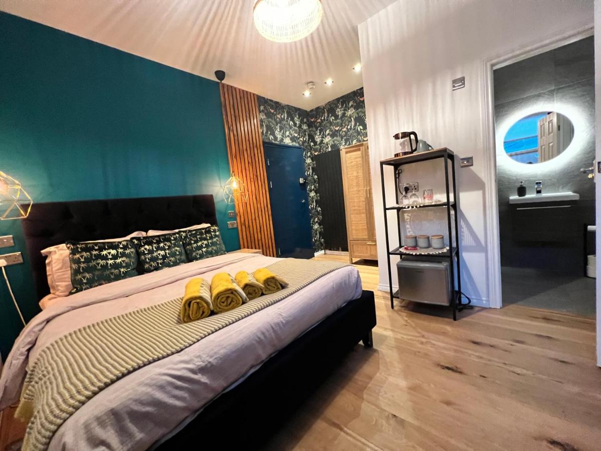 Flamingo Lodge Торки Екстериор снимка