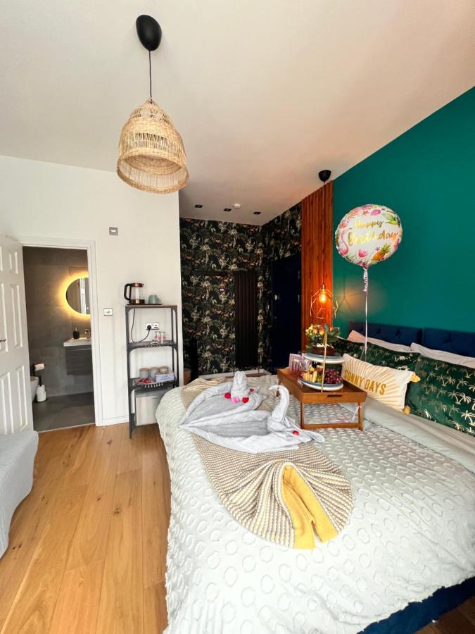 Flamingo Lodge Торки Екстериор снимка